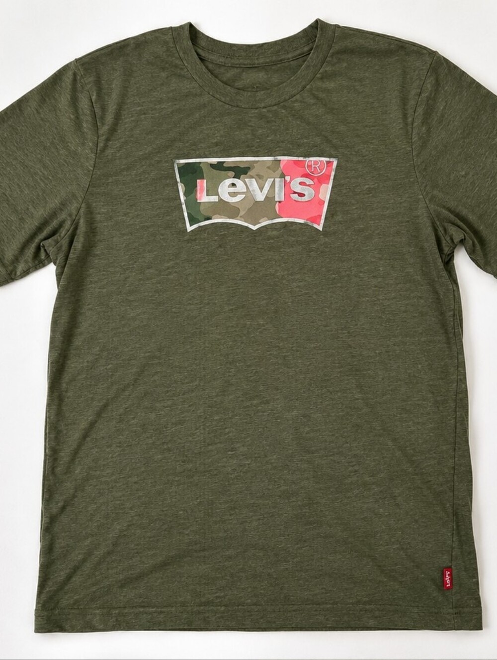 🔥 Levi's Olive Green Camo Logo Tee/ Young Men's Casual T-shirt.